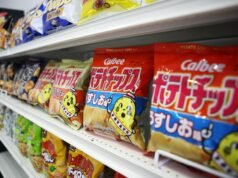 La escasez de petróleo afecta incluso a las coloridas bolsas de snacks