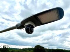 ¿Una idea brillante? Una empresa británica es pionera en minicentros de datos que utilizan farolas