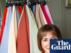 Un nuevo comienzo después de los 60: me embarqué en una nueva carrera colorida, glamorosa y que me cambió la vida a los 72 | vida y estilo