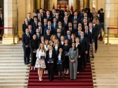 El nuevo ministro de Asuntos Exteriores de Hungría critica a Rusia por los ataques con drones