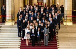 El nuevo ministro de Asuntos Exteriores de Hungría critica a Rusia por los ataques con drones