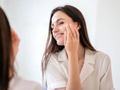 Esta herramienta de belleza suaviza la piel y embellece el maquillaje.