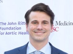 Jason Ritter habla sobre su vínculo con las 8 reglas simples de John Costars