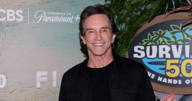 GettyImages-2263416755-Jeff-Probst-Season-50-Finale.jpg