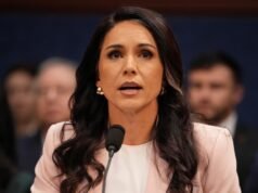 Tulsi Gabbard dimite como directora de inteligencia nacional
