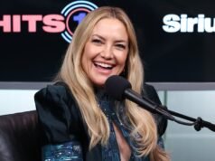 El look Mary Jane estilo bailarina de Kate Hudson está en Amazon