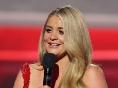 Lauren Alaina rompe a llorar en los Premios ACM 2026