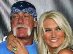 Brooke Hogan defiende foto en bikini mientras llora a su padre Hulk Hogan