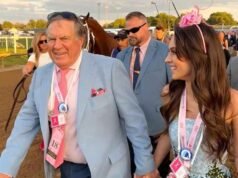Bill Belichick y Jordan Hudson asisten al Derby de Kentucky de 2026