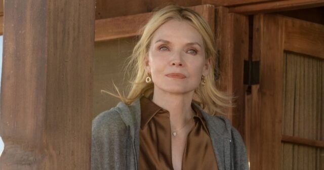 Michelle-Pfeiffer-Says-The-Madison-Set-No-Bathrooms-or-Air-Con.jpg