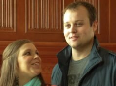 Josh Duggar coquetea con su esposa Anna en mensajes de prisión