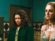 Anna, la hermana de Grace Van Patten, tiene una escena de sexo grupal