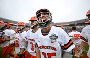 Princeton gana el campeonato de lacrosse masculino de la NCAA y anota 11 goles sin respuesta en la victoria por 16-9 sobre Notre Dame