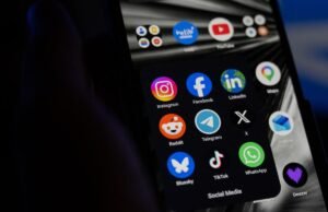 Las empresas tecnológicas deben tomar medidas enérgicas contra las locas teorías de conspiración que están destruyendo la sociedad