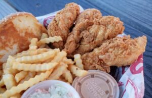 Raising Cane’s Fried Chicken abrirá 9 tiendas adicionales en mayo, incluida una en California
