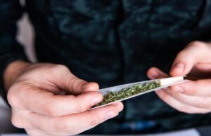 Si los estados quieren legalizar la marihuana, lo mínimo que pueden hacer es colocar etiquetas de advertencia.