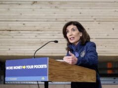 Oye, gobernadora Hochul, ¿qué tal si no traicionamos en absoluto a los contribuyentes de Nueva York?