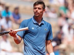 Arthur Géa pide urgentemente ir al baño porque se sintió mal durante el partido de primera ronda del Abierto de Francia contra Karen Khachanov
