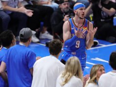 Cómo Alex Caruso, el agente del caos de OKC, se atrevió a ganarse a Victor Wembanyama y desatar la profundidad de élite del Thunder