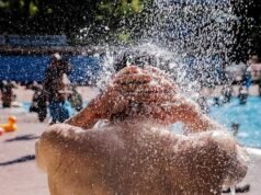 Comienza mayo con nieve en Grecia, mientras que Alemania experimenta un calor casi récord