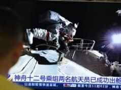 Nueva tripulación llega a la estación espacial china