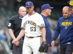 Los Cerveceros colocan al lanzador Brandon Woodruff en IL después de una caída en la velocidad en la apertura anterior