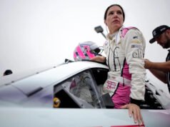 Katherine Legge arrancará la segunda etapa del histórico intento de “doble” desde el puesto 37 tras la lluvia en la clasificación de Coca-Cola 600.