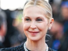 El vestido midi de Kelly Rutherford le da vibraciones de mamá rica a Nueva York