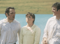 Otros actores de Bennet Sister Love Triangle: Ella Bruccoleri, Donal Finn