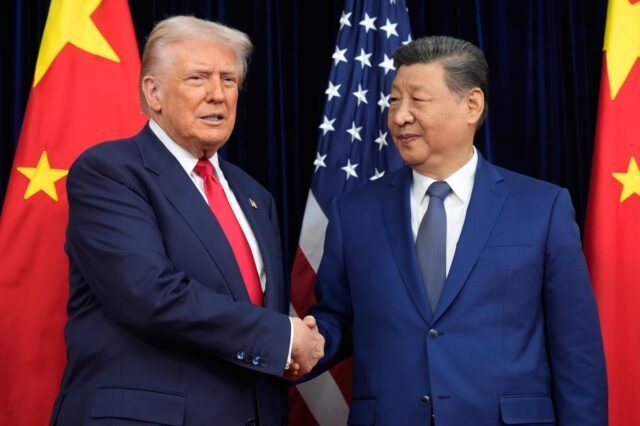 president-donald-trump-left-chinese-127487258_67eca6.jpg