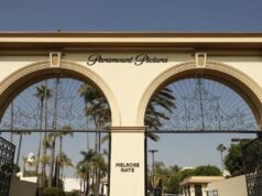Los consumidores demandan para bloquear el acuerdo entre Paramount y Warner Bros.
