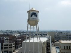 Grupos de libertad de prensa dicen que Larry Ellison prometió destituir a los presentadores de CNN