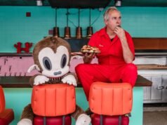 Gary Baseman se inspira en los menús de los restaurantes de Los Ángeles para el nuevo espectáculo en Johnie’s